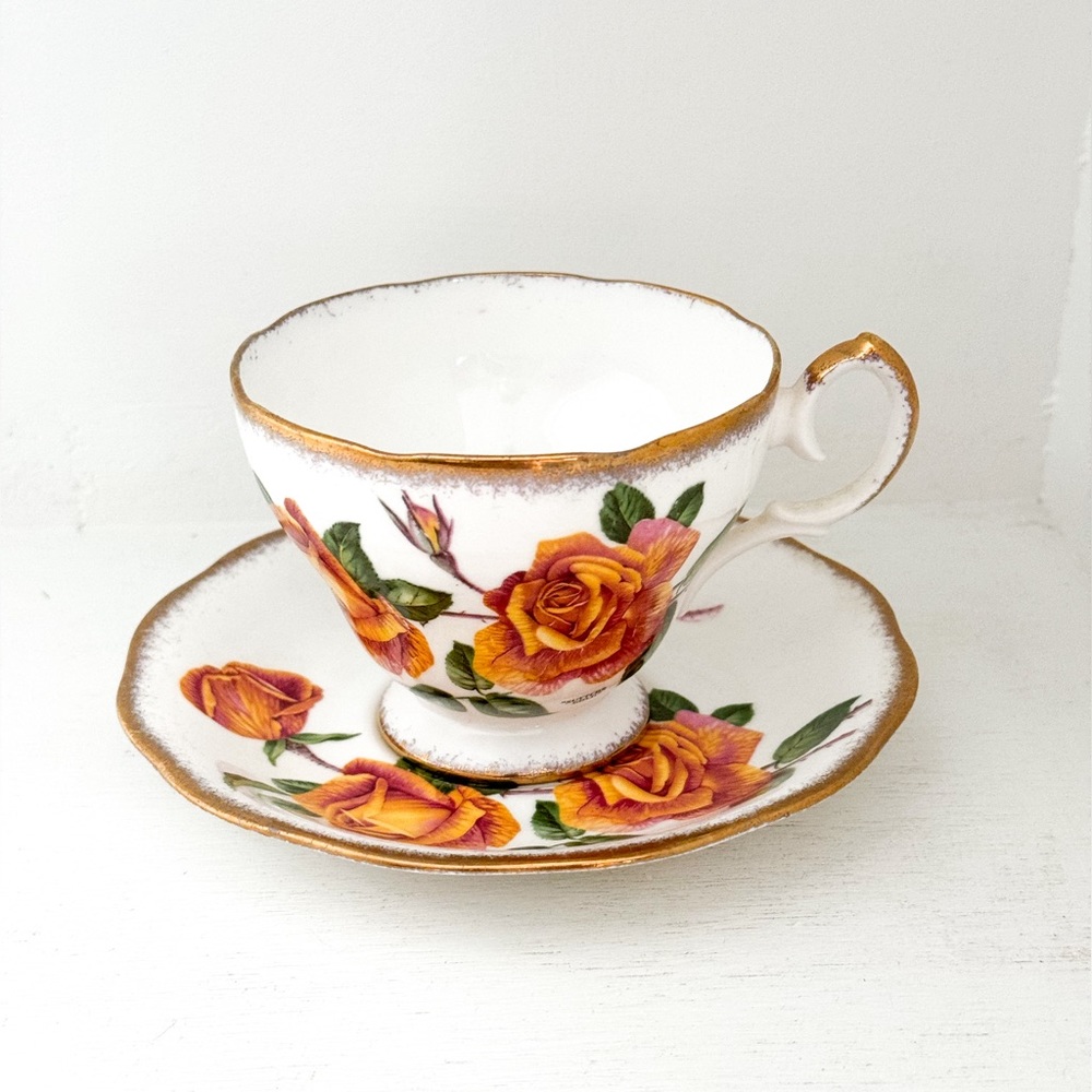Vintage Queen Anne “Royal Roses” Fine Bone China Teacup & Saucer, England